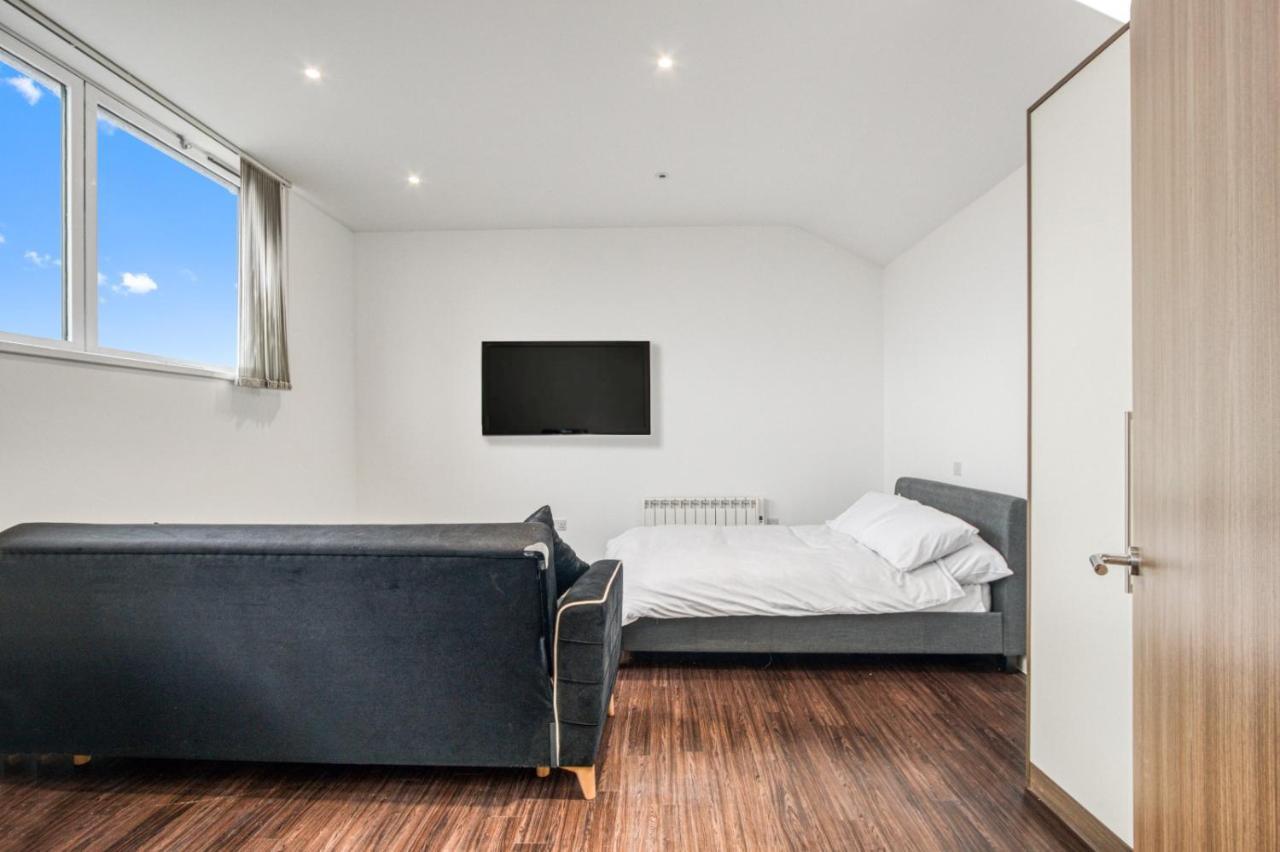 ロンドンStylish Studio By Heathrow Airportアパートメント エクステリア 写真